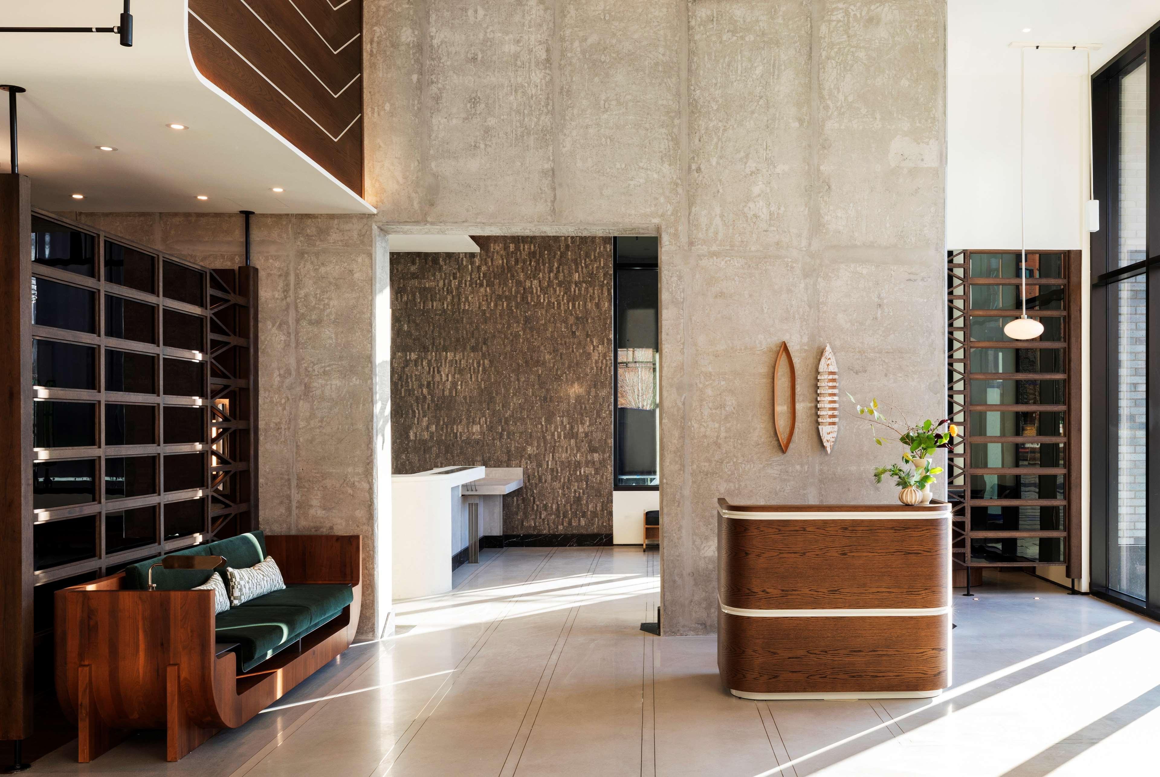 Thompson Dc, By Hyatt