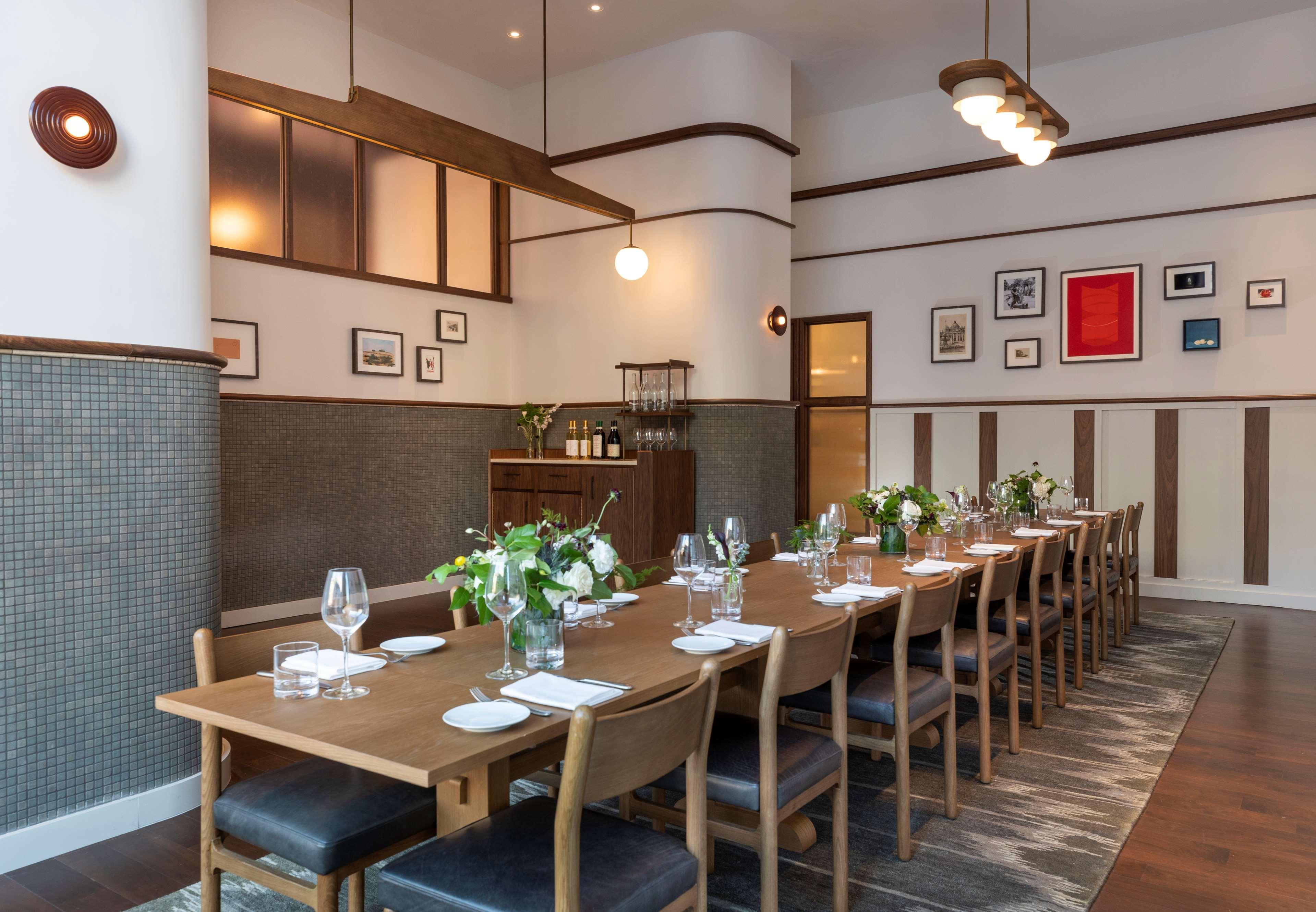 Thompson Dc, By Hyatt 4*