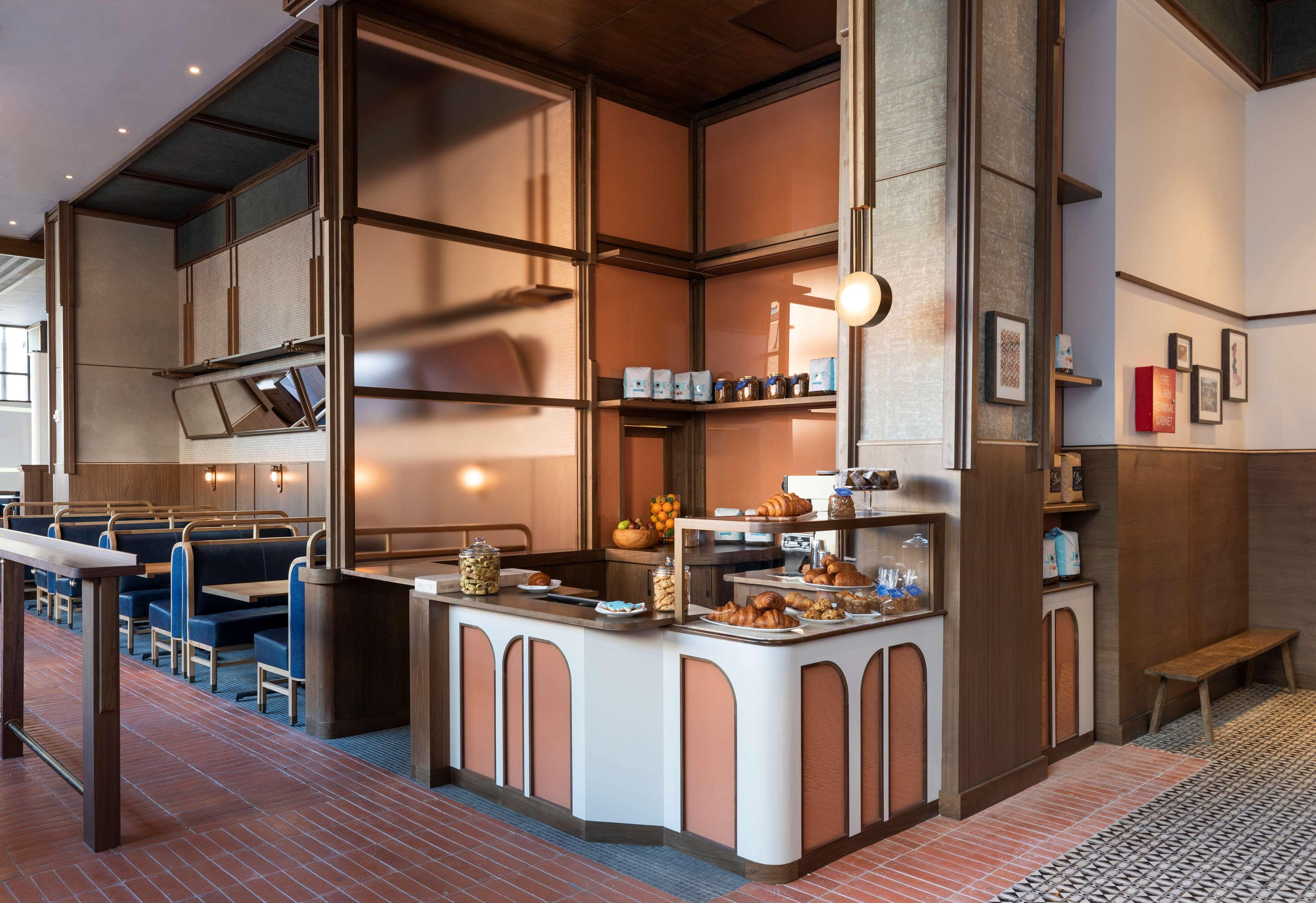 Thompson Dc, By Hyatt 4*
